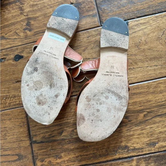 Manolo Blahnik Brown Leather Circle Sandals - Picture 2 of 3